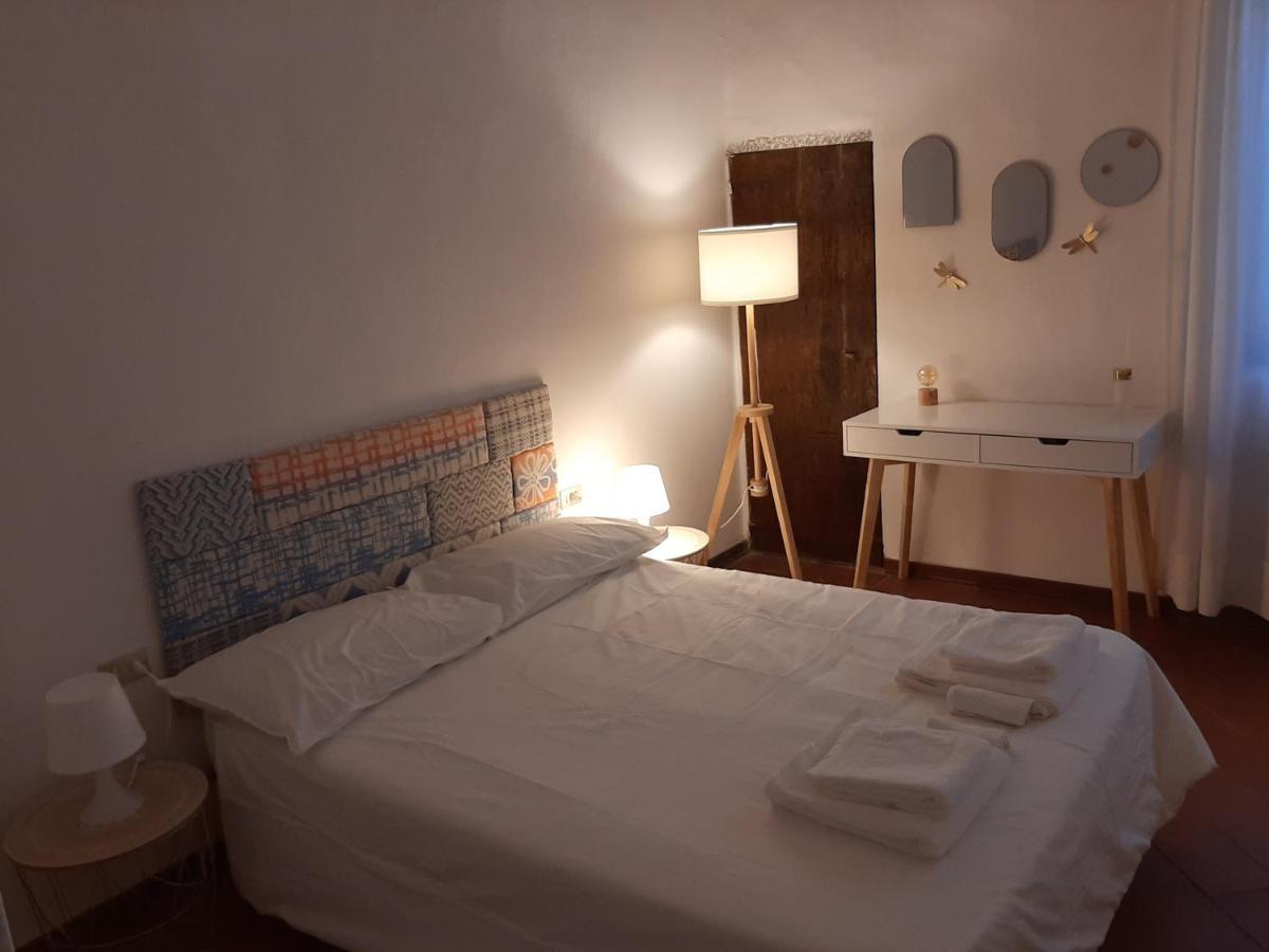 Appartement La Casina Della Volpe à Prato  Extérieur photo